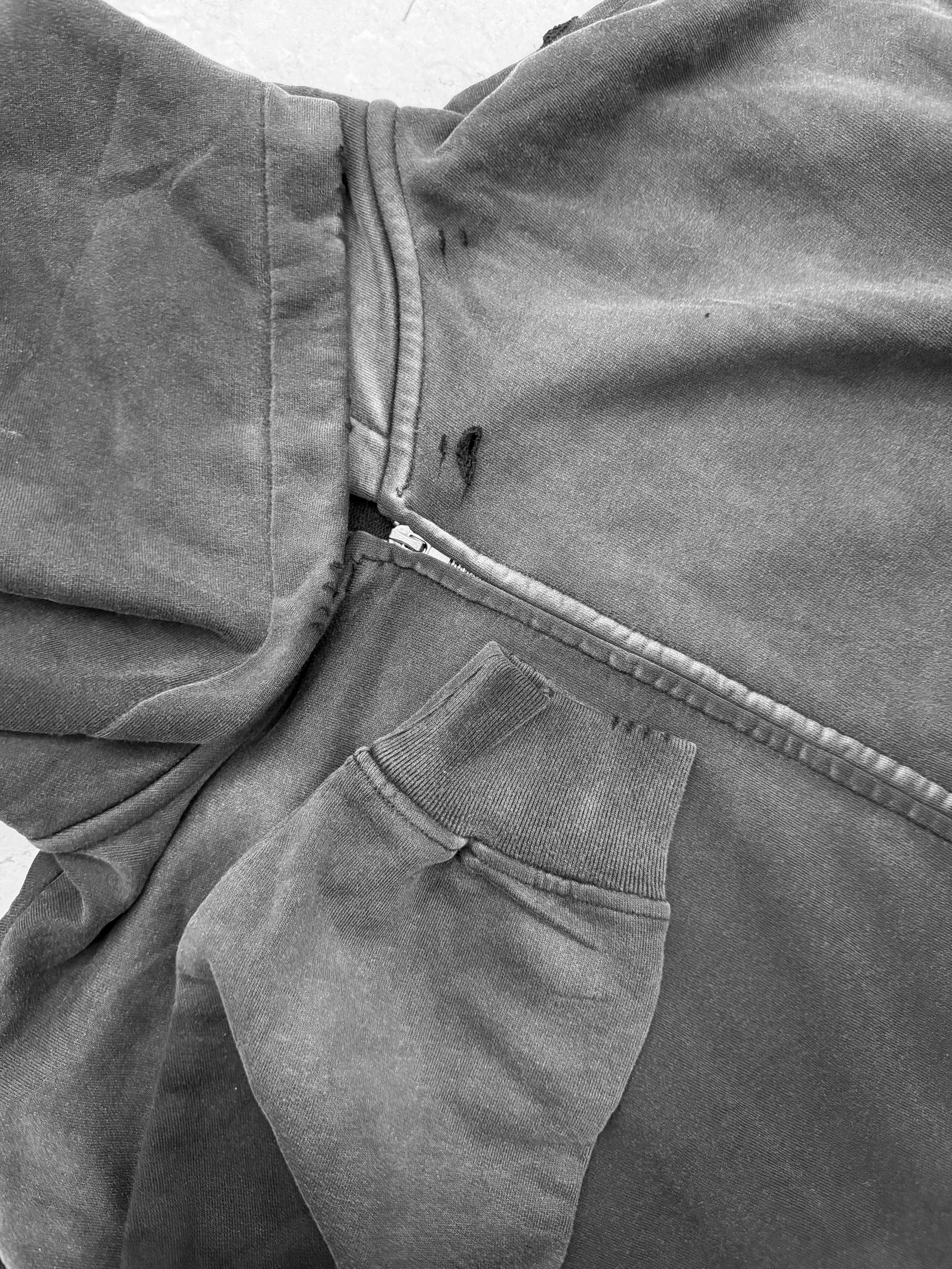 NULL FADED ZIP UP HOODIES