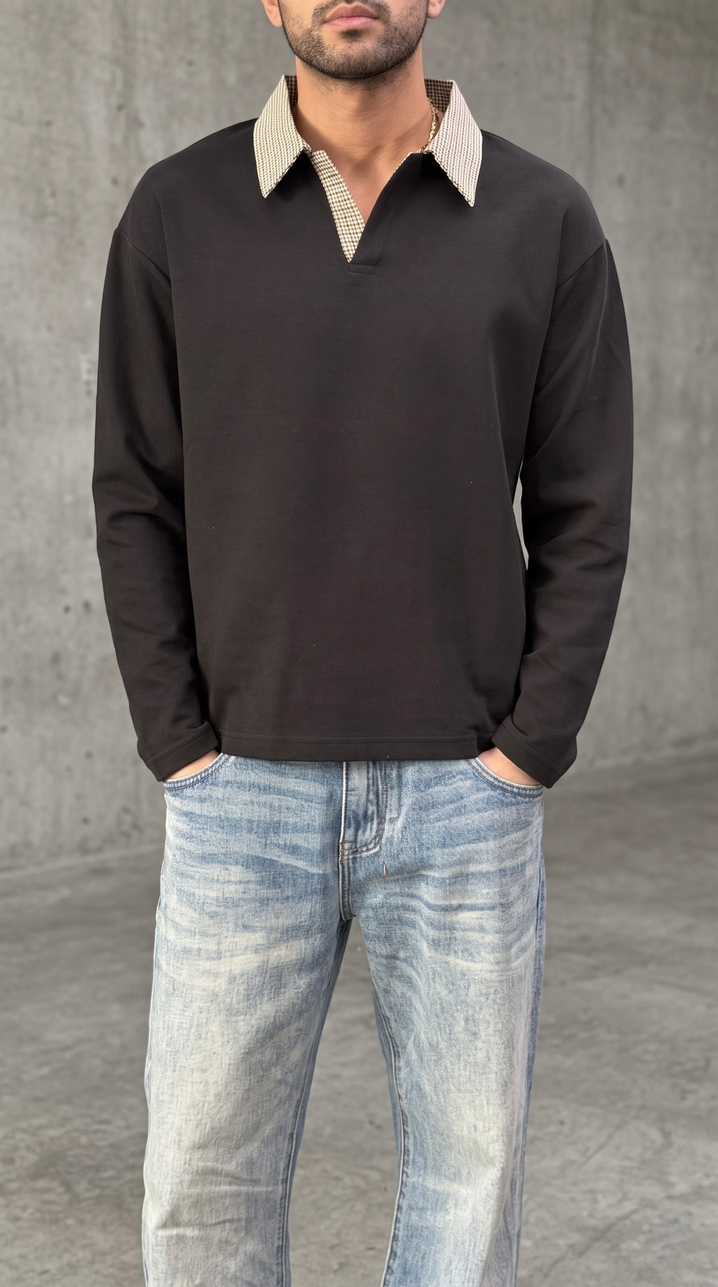 NULL COLLARED LONGSLEEVE