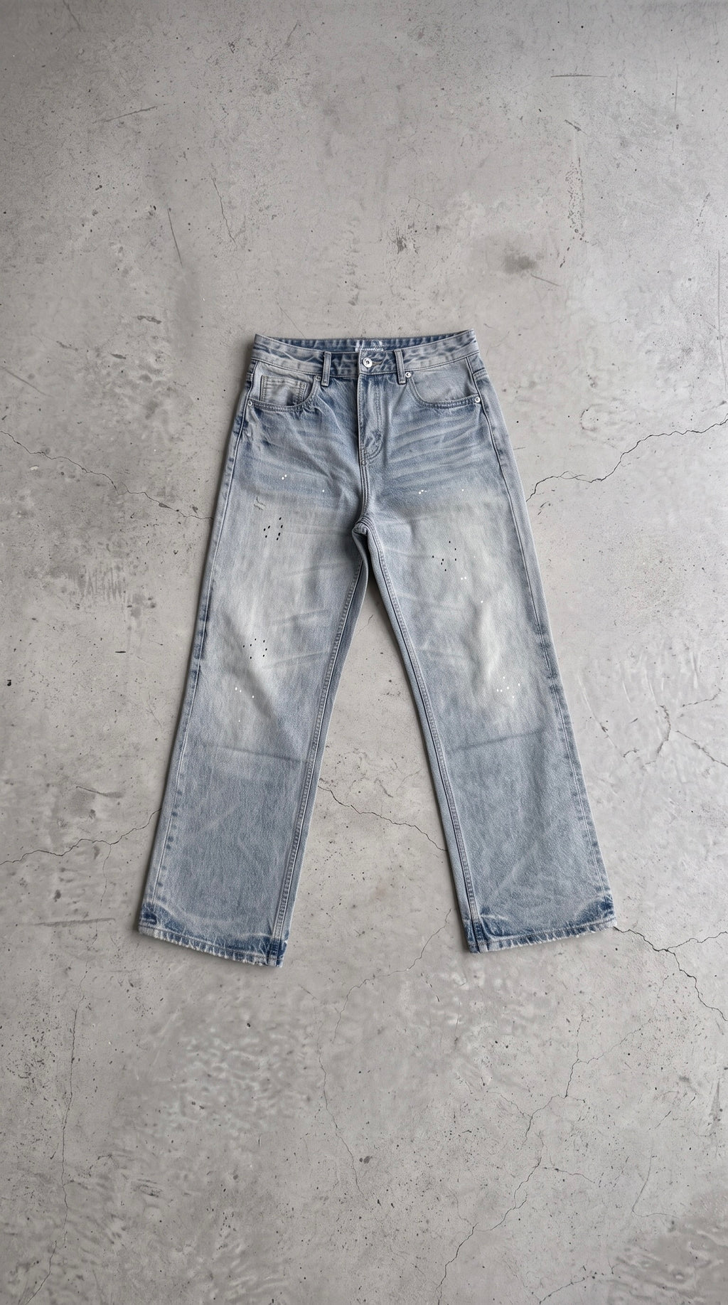NULL LIGHT WASH STRAIGHT DENIM