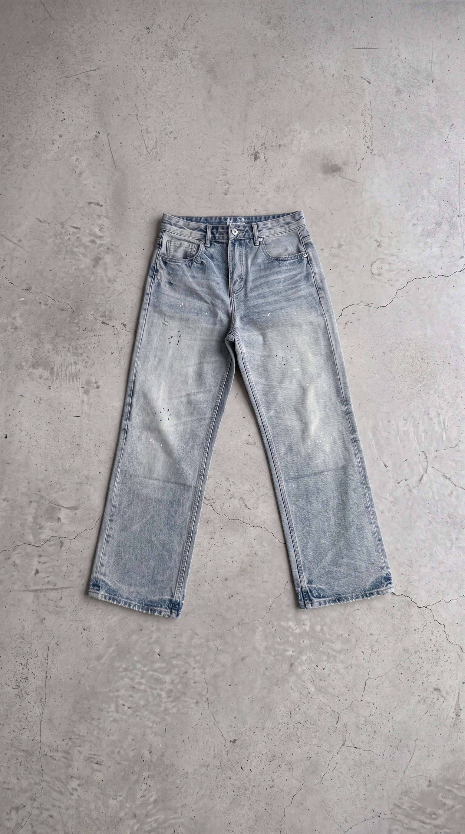 NULL LIGHT WASH STRAIGHT DENIM