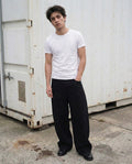 NULL LOOSE RAW SELVEDGE (INDIGO & BLACK)