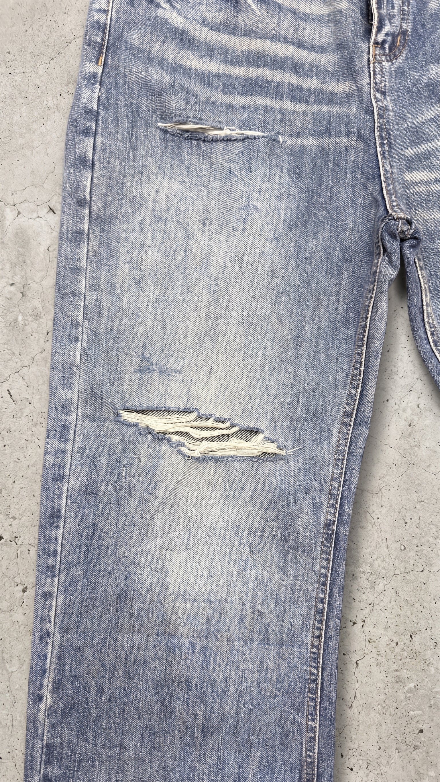 NULL SLASHED DENIM