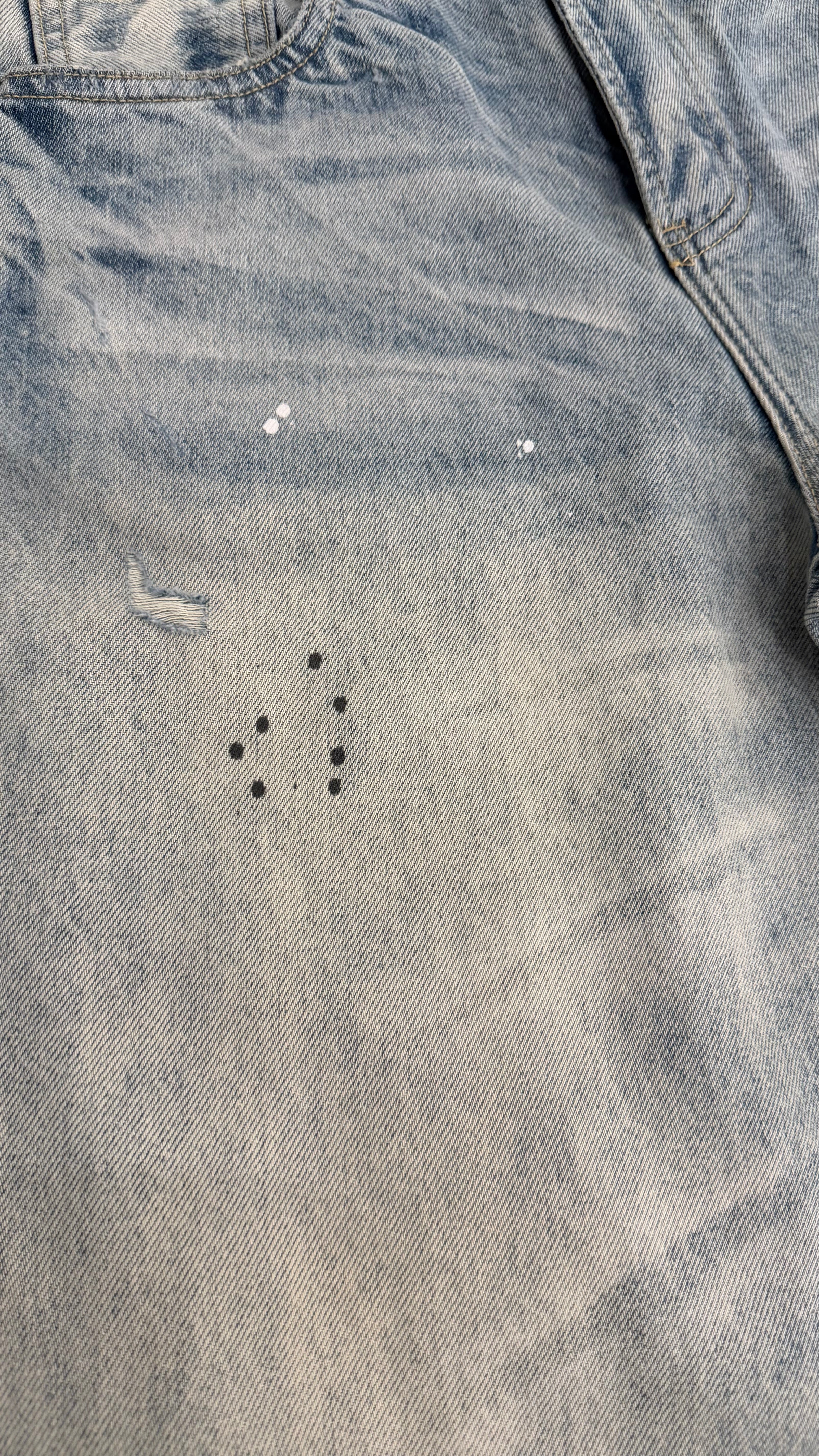 NULL LIGHT WASH STRAIGHT DENIM
